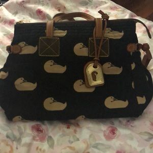 Dooney & Bourke 👜